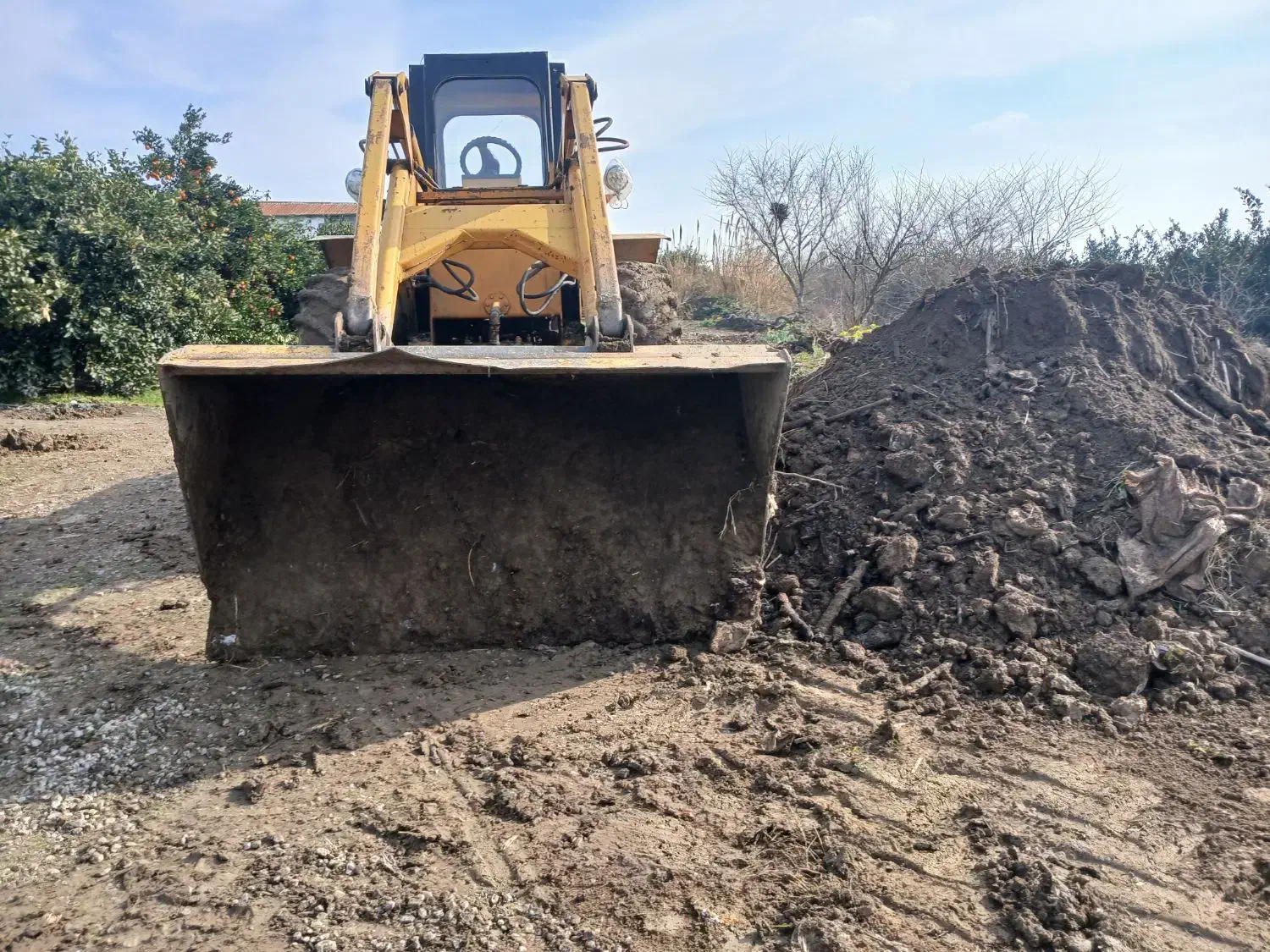 تراکتور بیل عقب لودری جفت،دنبال کار میگردم|خدمات پیشه و مهارت|کوهی‌خیل, |دیوار