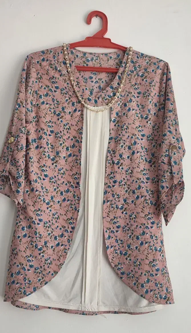 شومیززنانه|لباس|نائین, |دیوار