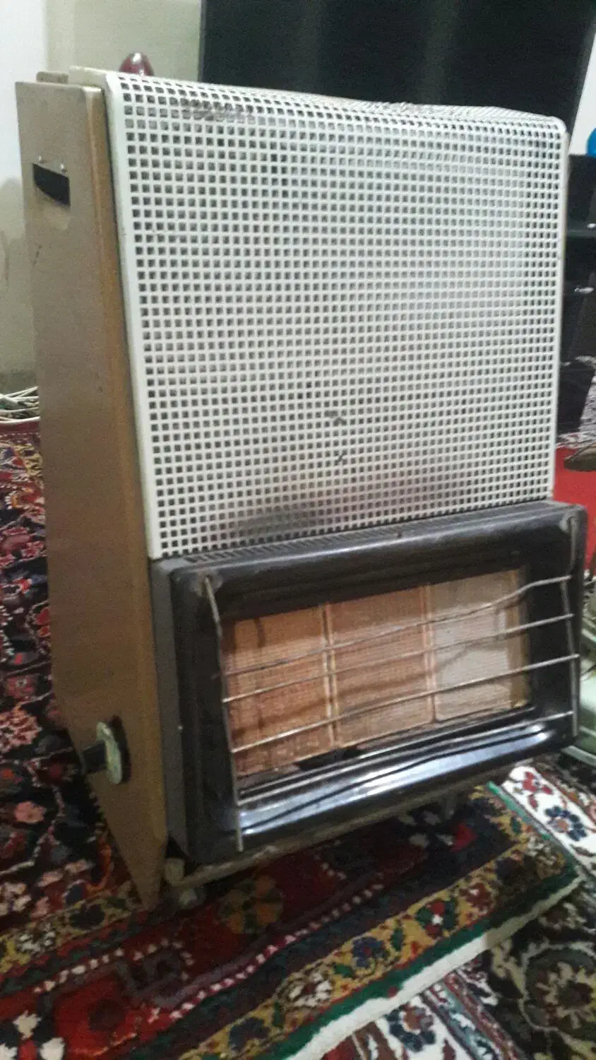 وسایل قدیمی|بخاری، هیتر، شومینه|ملایر, |دیوار