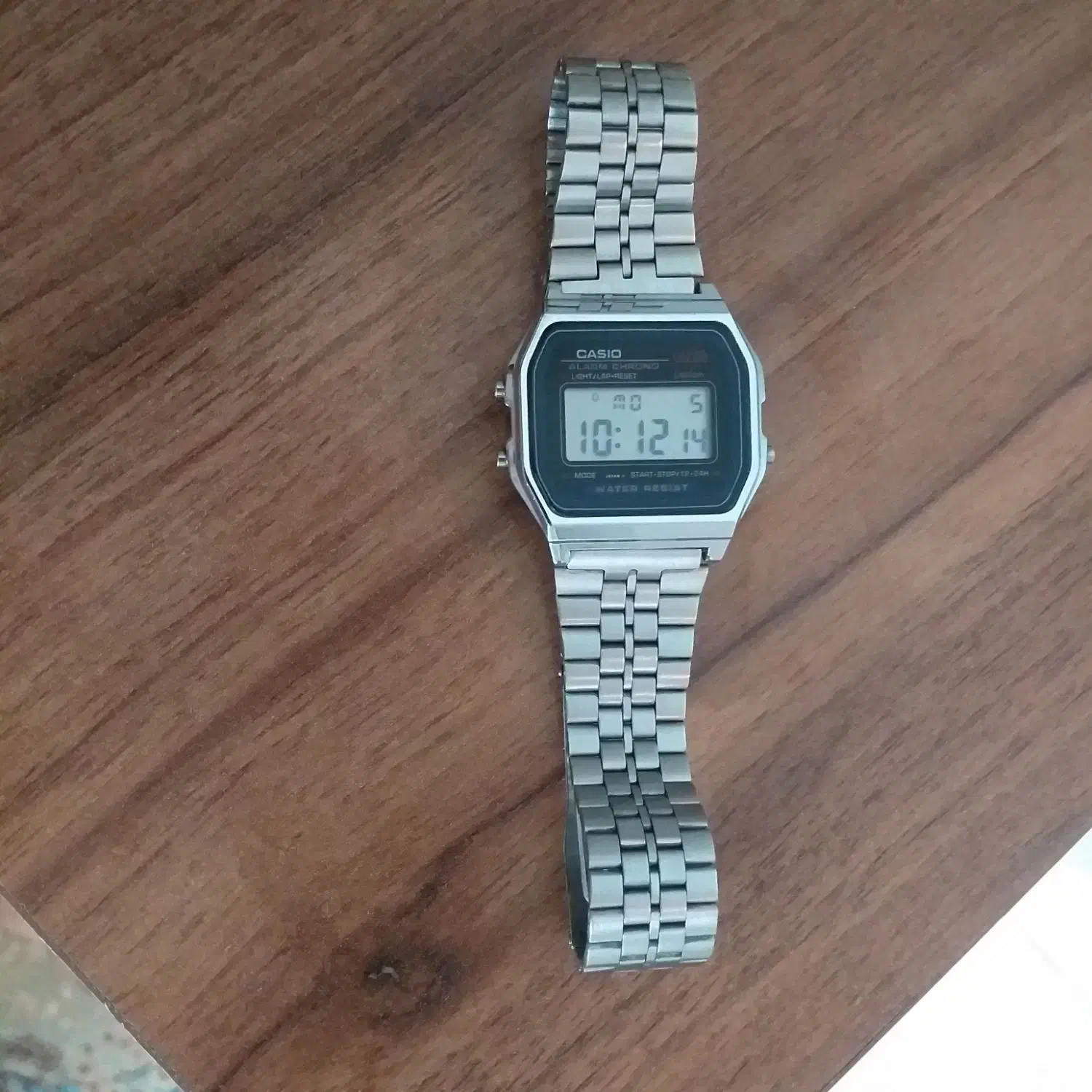 ساعت مچی|ساعت|بروجرد, |دیوار