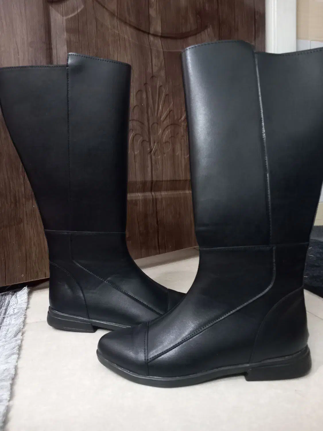 بوت بلند|کیف، کفش، کمربند|بروجرد, |دیوار