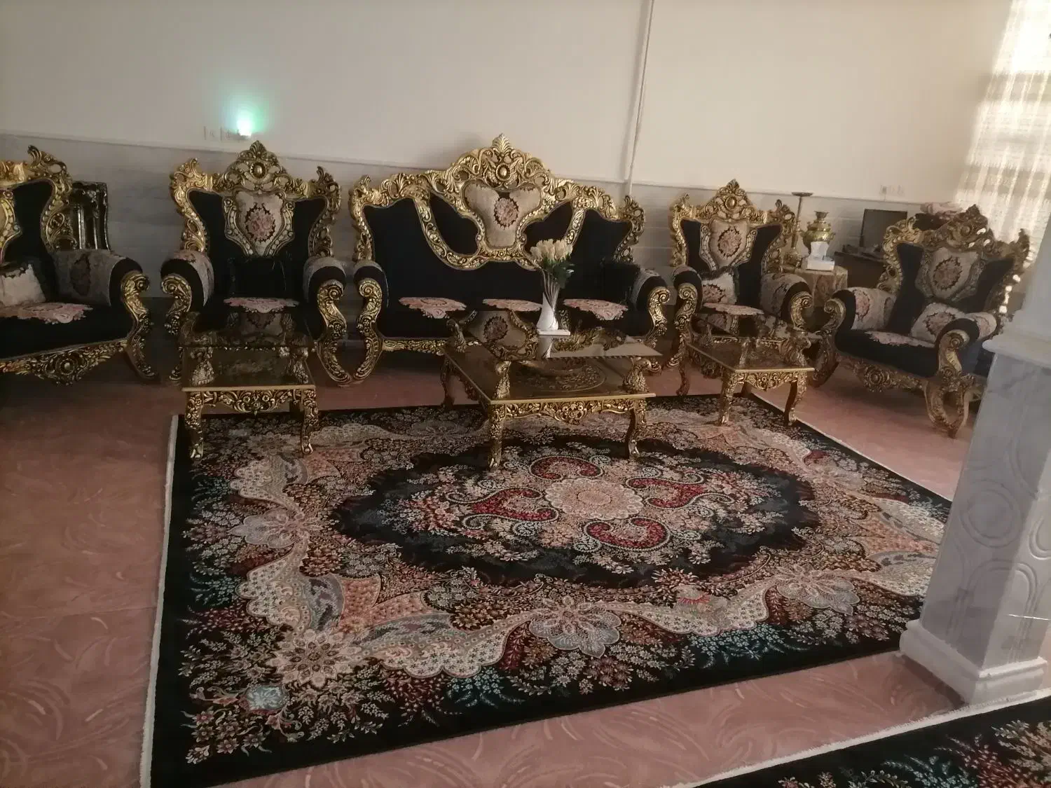 مبل 12 نفره|مبلمان خانگی و میز عسلی|قم, شاه ابراهیم|دیوار