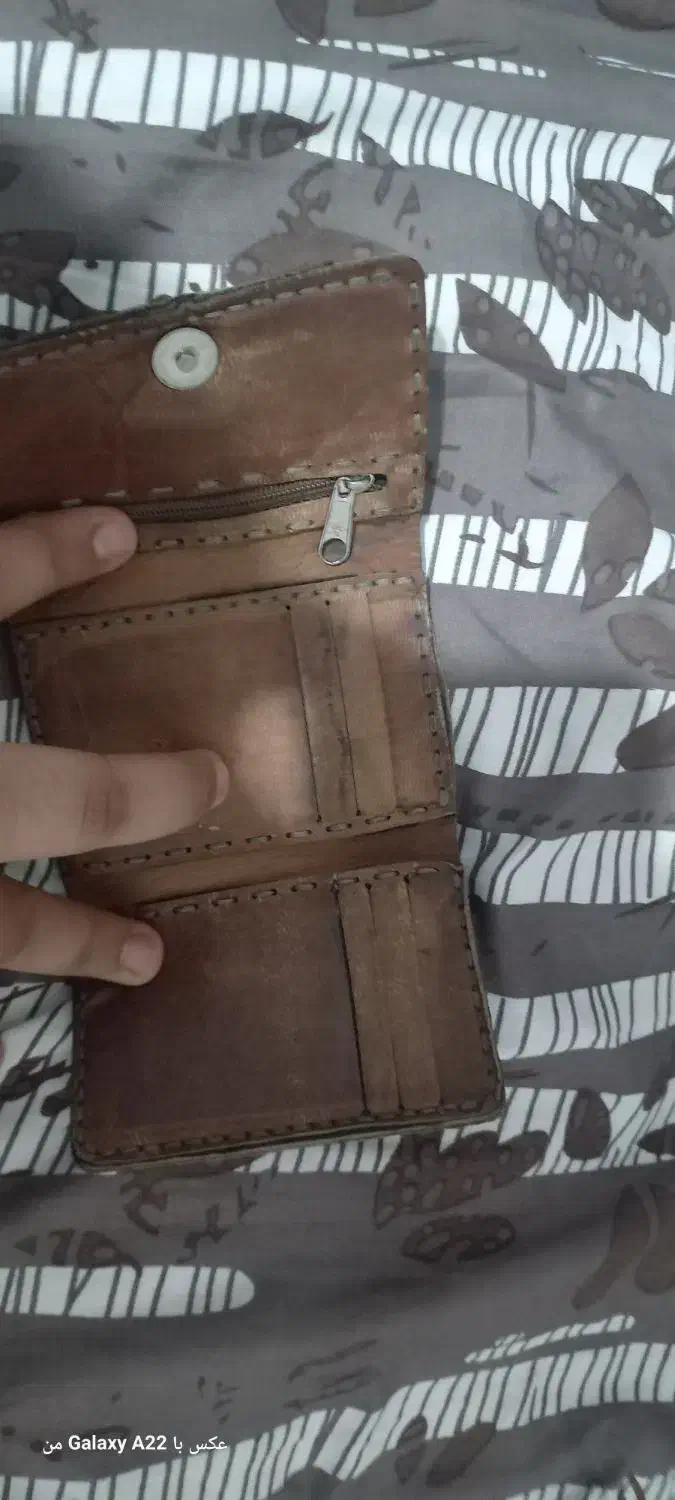 کیف پول|کیف، کفش، کمربند|نیشابور, مدرس|دیوار