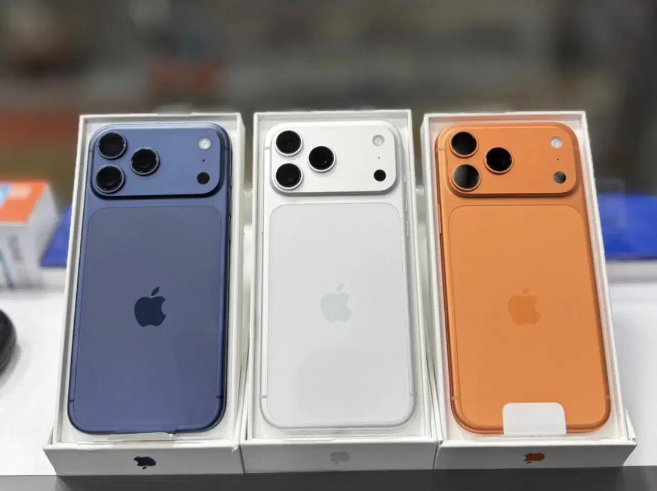 طرح تعویض و اقساط ۱۷پرومکس با سری پایین تر ایفون|موبایل|تهران, صادقیه|دیوار