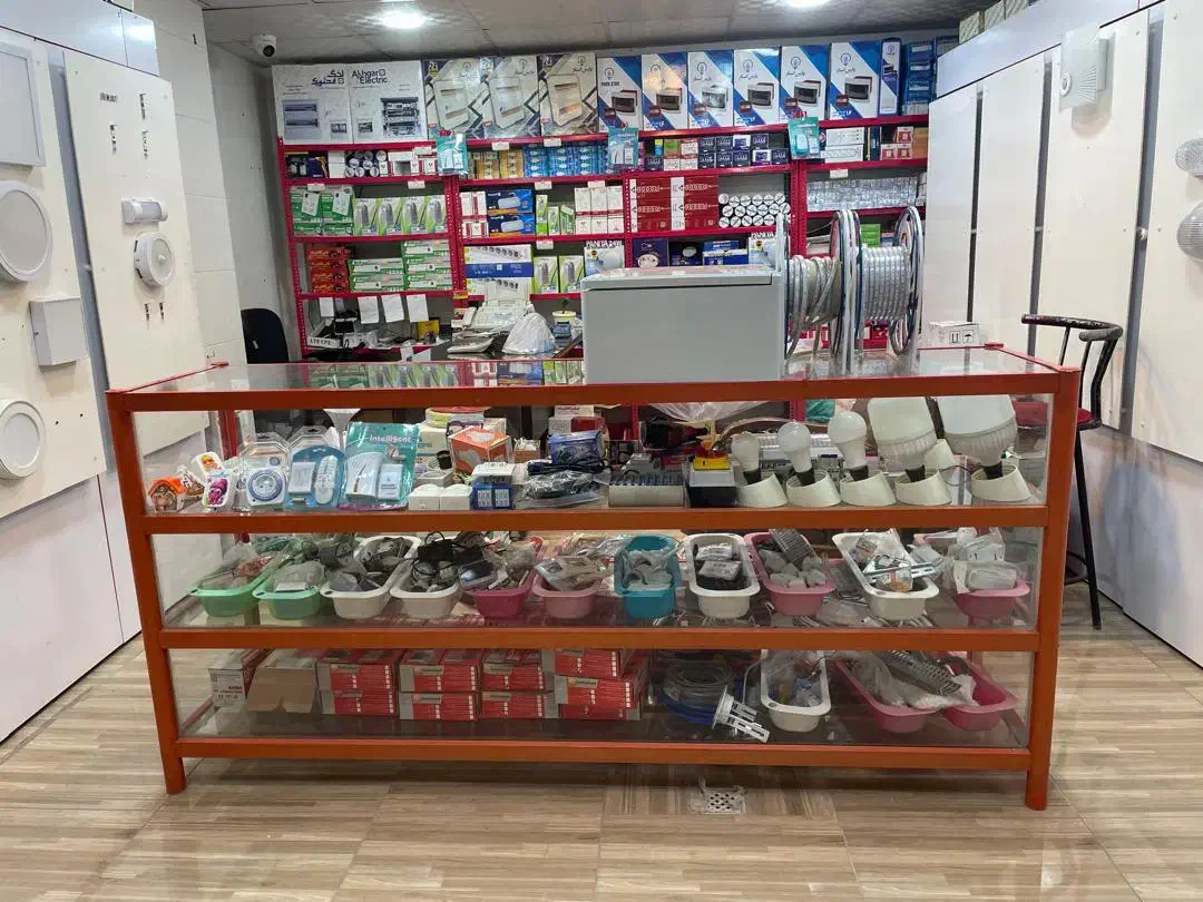 فروش اجناس الکتریکی و ساختمانی به علت تغییر شغل|مصالح و تجهیزات ساختمان|صدرا-فارس, فاز ۱|دیوار