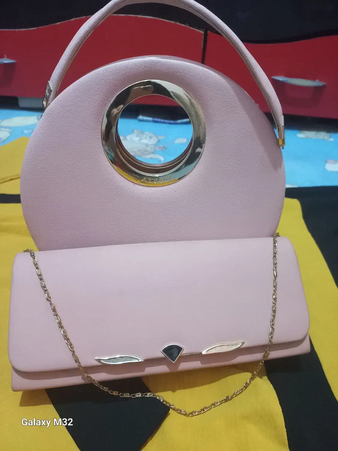 شیک|کیف، کفش، کمربند|مشهد, مشکینی (شهرک غرب)|دیوار