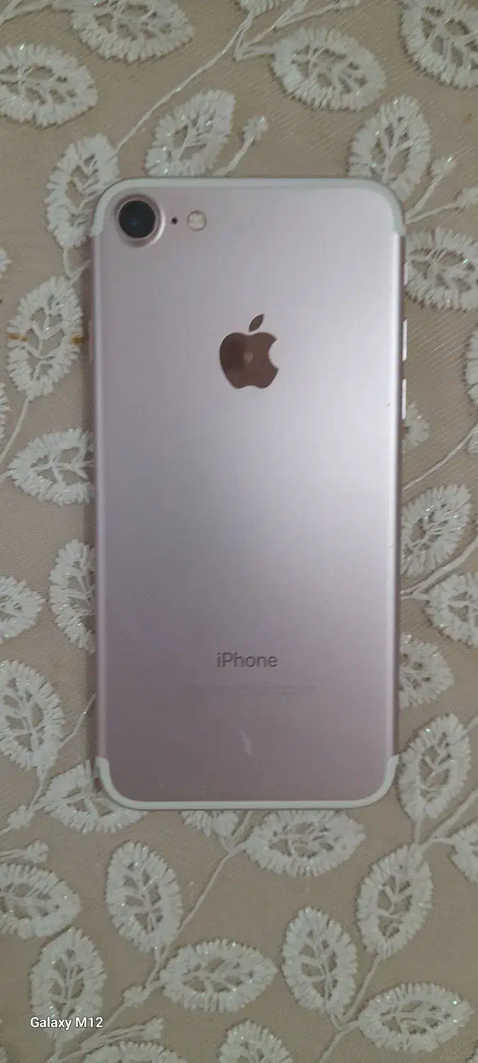 iphone7 تمیز تخفیف دارد|موبایل|شهرکرد, |دیوار