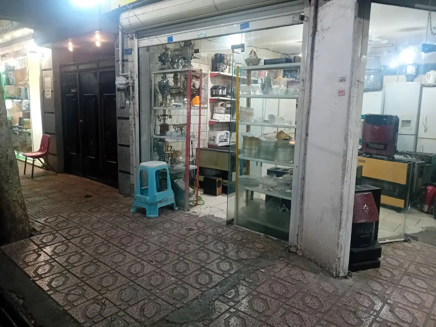 اجاره مغازه ۳۰ متر دو نبش|اجارهٔ مغازه و غرفه|تهران, جوادیه تهرانپارس|دیوار