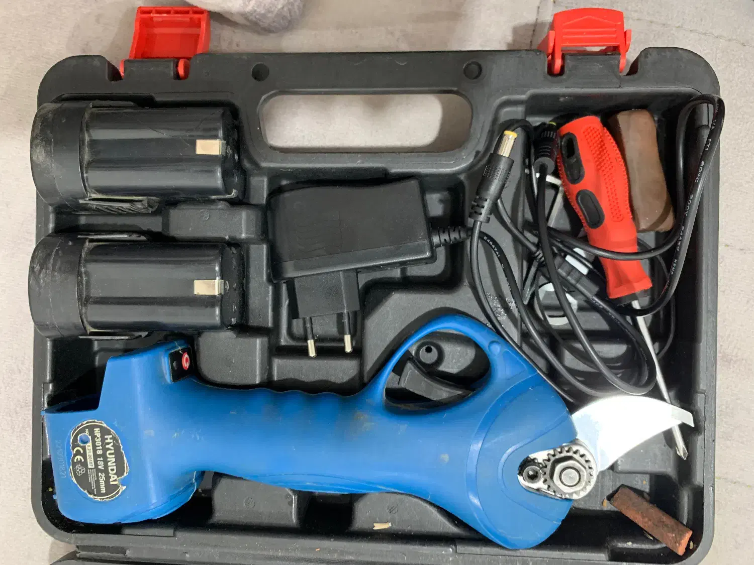 قیچی باغبانی هیوندای|ابزارآلات|اشنویه, |دیوار