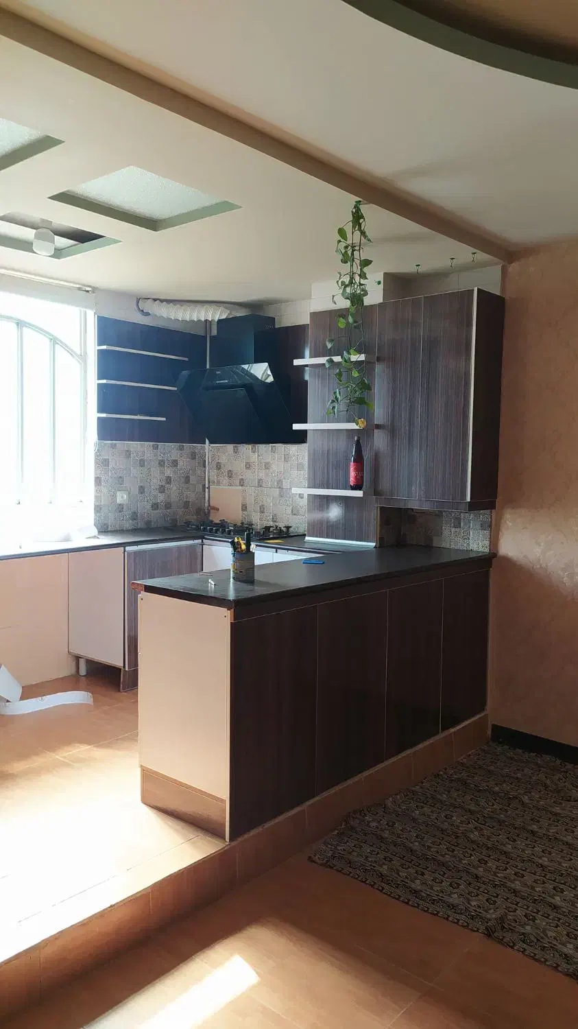 نصب واجرای برچسب کابینت و کمد دیواری وسنگ اپن|خدمات پیشه و مهارت|خرمآباد, |دیوار