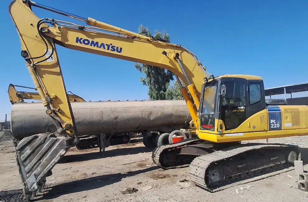 بیل 220 کوماتسو فروشی|خودرو سنگین|سیرجان, |دیوار