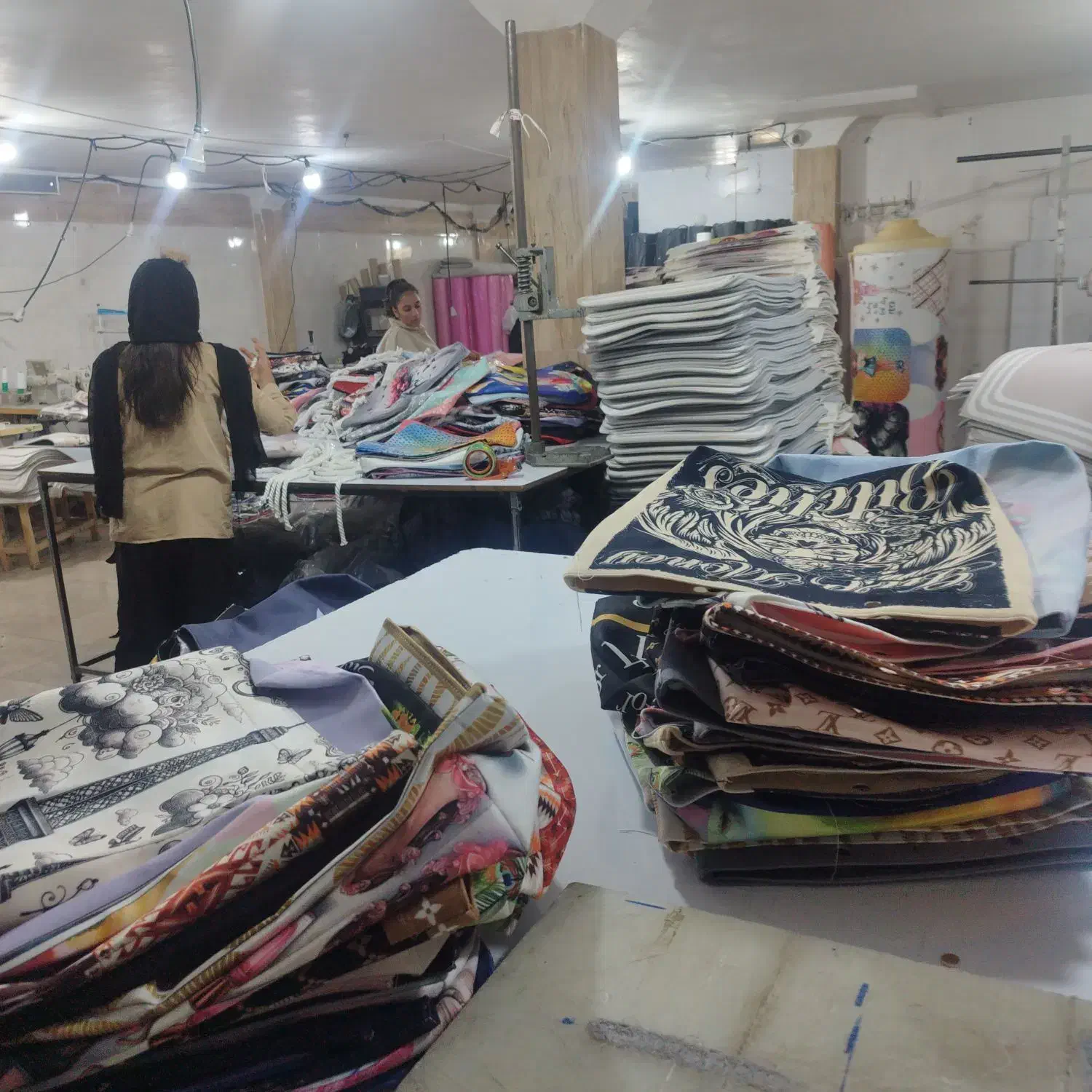 کارگر ساده و خیاط خانم|استخدام صنعتی، فنی، مهندسی|ری, اقدسیه|دیوار