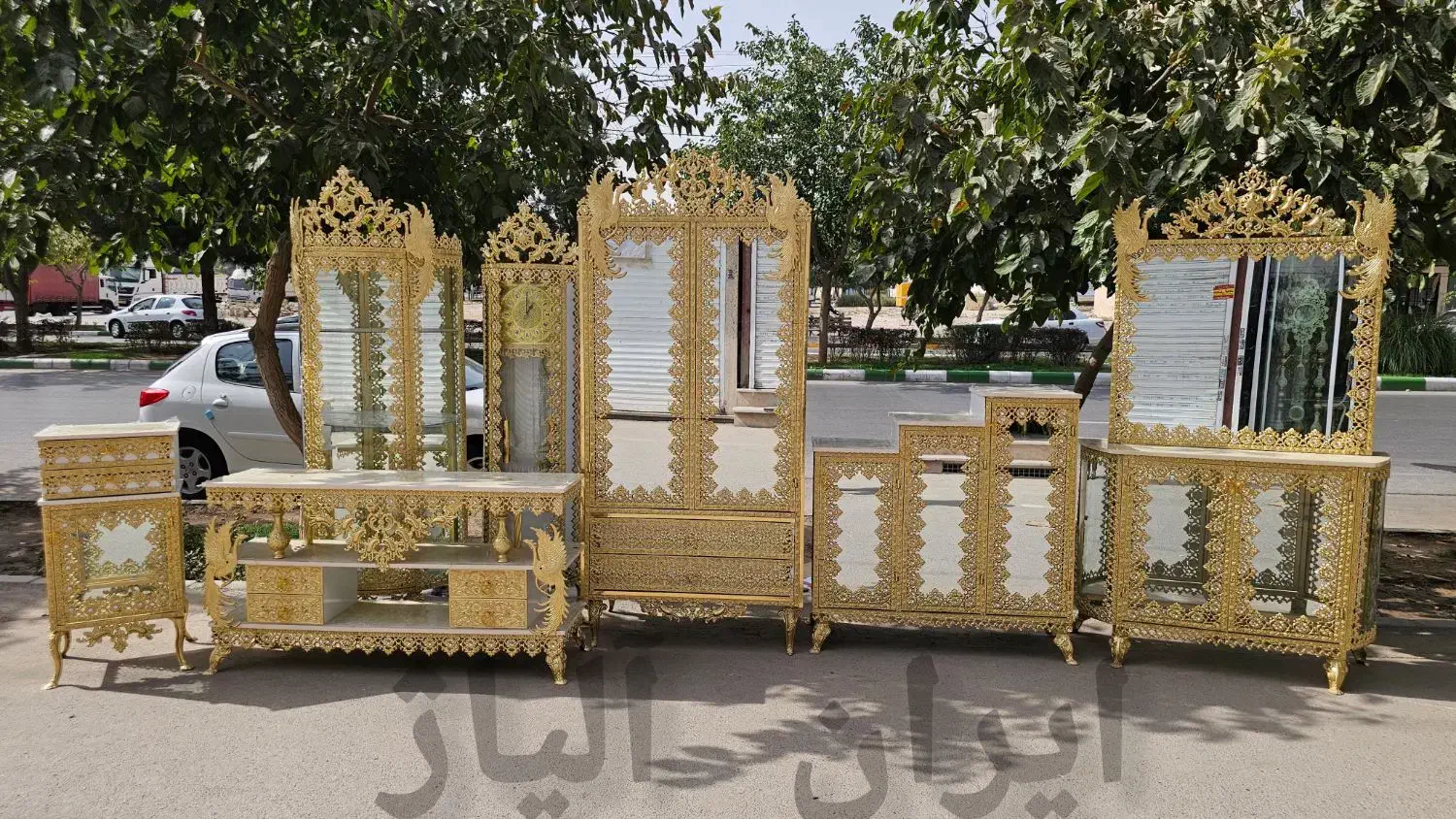 کمدلباس برنجی آلیاژی ست جهیزیه برنزی کنارسالنی|جاکفشی، کمد، دراور|مشهد, حسین‌آباد|دیوار