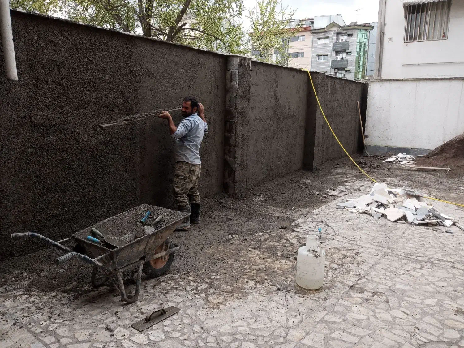 سیمانکاری وبنایی|خدمات پیشه و مهارت|رشت, یخسازی|دیوار