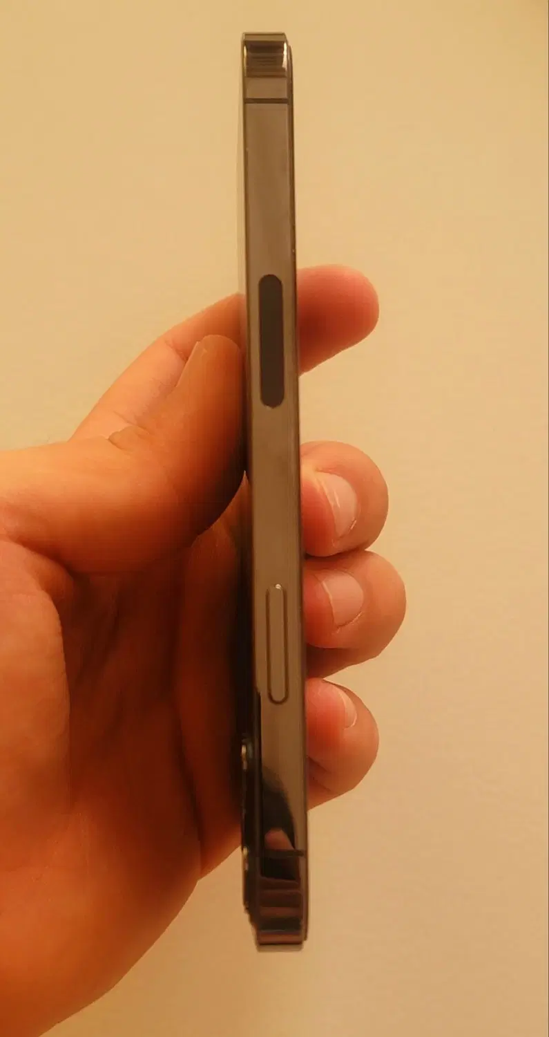 iPhone 12 pro|موبایل|خوی, |دیوار