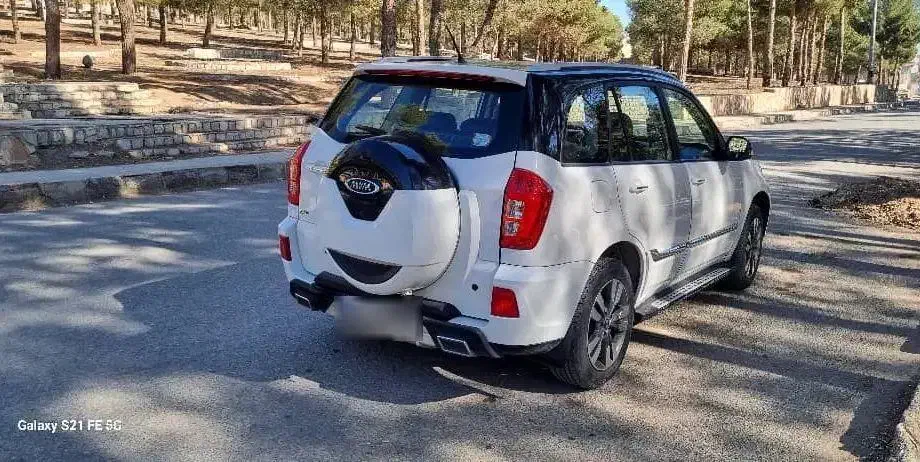 اتوماتیک X33 اسپرت S رنگ سفید در حد خشک|خودرو سواری و وانت|کرمانشاه, |دیوار