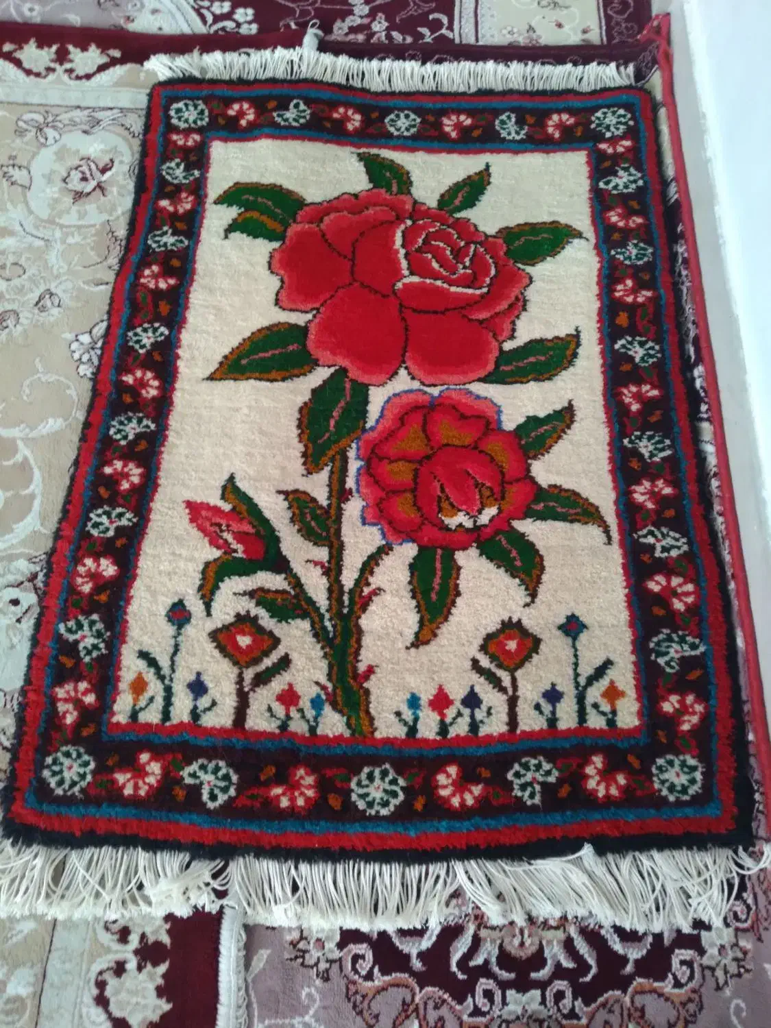 فرش پادری دستباف|پادری|تبریز, |دیوار