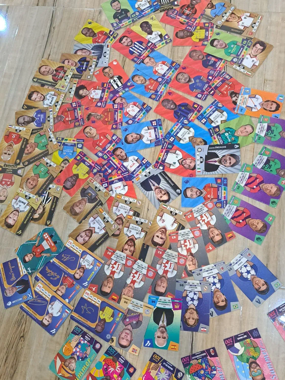 کیمدی|اسباببازی|رشت, شالکو|دیوار