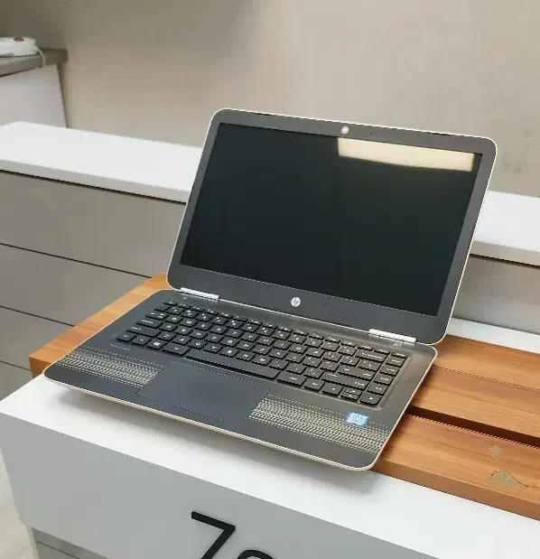 لپتاپ بسیار سبک و خوشدست HP ظاهر در حد آکبند|رایانه همراه|تبریز, |دیوار