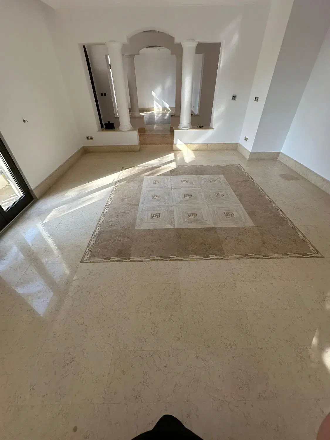 اعزام تیم سنگ کار و کاشی کار به دبی (امارات) فوری|استخدام معماری، عمران و ساختمانی|تهران, ارامنه|دیوار