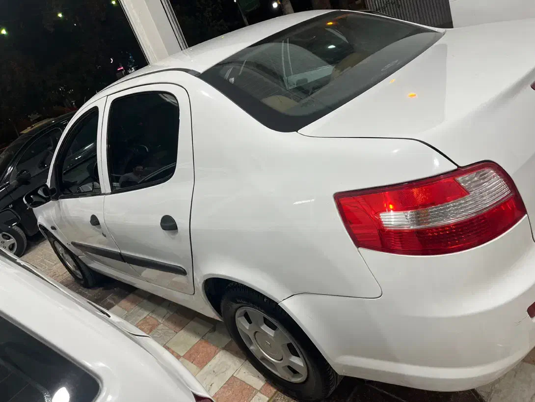 رانا مدل ۹۴ ی برگ سند کم کار|خودرو سواری و وانت|کرمانشاه, |دیوار