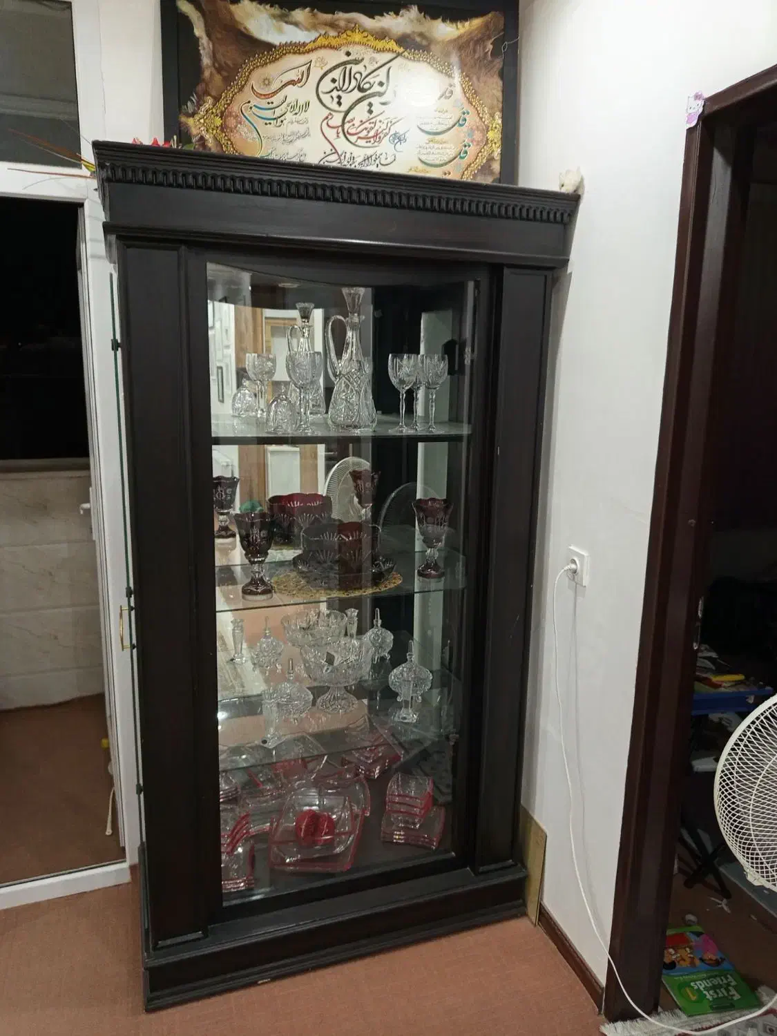 ویترین|بوفه، ویترین، کنسول|بروجن, |دیوار