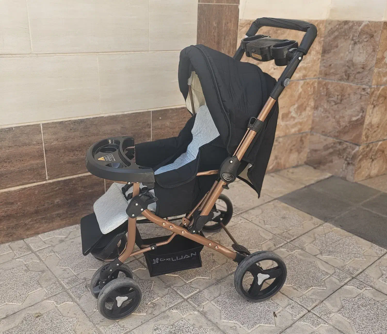 کالسکه بچه در حد نو|کالسکه و لوازم جانبی|قوچان, |دیوار