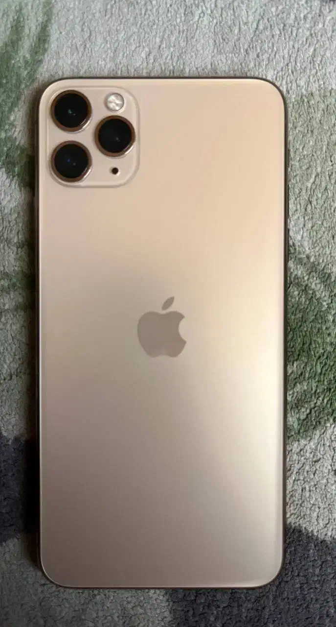آیفون ۱۱پرومکس ۲۵۶ رنگ گلد|موبایل|مشهد, تربیت (صدف)|دیوار