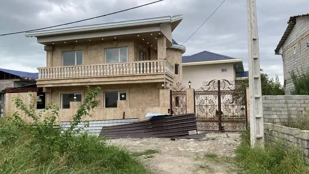 ویلااستخردارمابین شهسوار رامسر|فروش خانه و ویلا|تنکابن, |دیوار