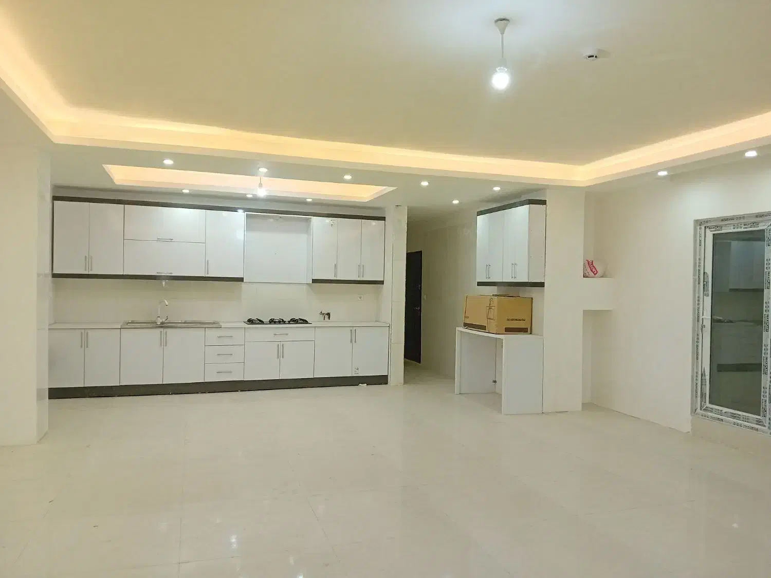 ۲۲۰ متر نوساز جمهوری|فروش آپارتمان|بجنورد, |دیوار