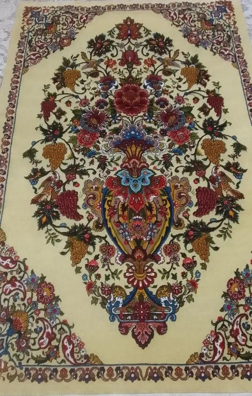 قالی دست بافت|فرش|شهرکرد, |دیوار