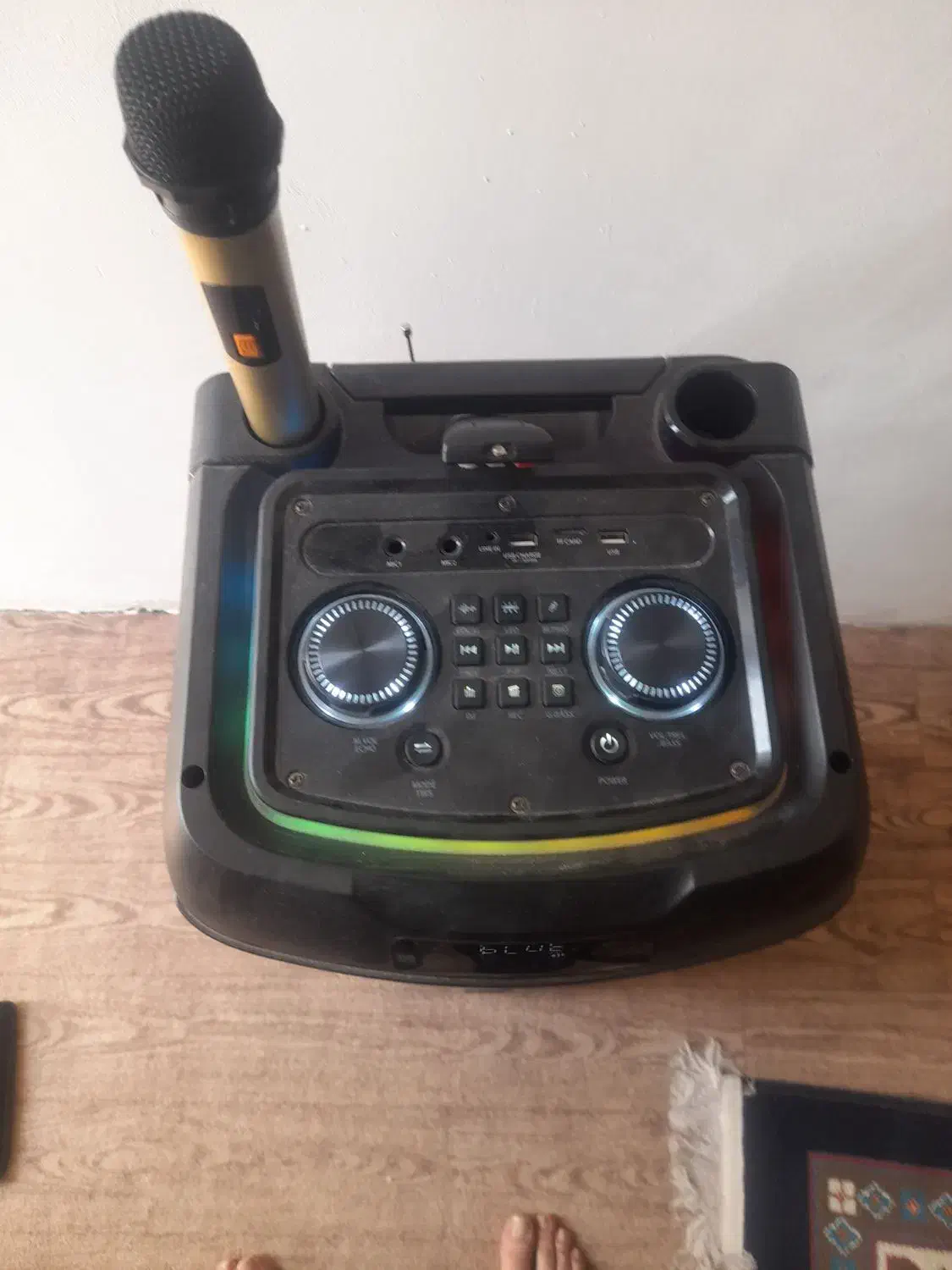 اسپیکر قابل حمل  مارک آرنس|پخش‌کننده همراه|شاهین‌شهر, نسیم ۵|دیوار