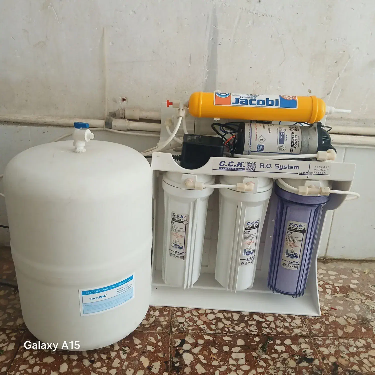 نصب تعمیر سرویس تصفیه آب شیرینکن آبگرمکن بخاری شیر|خدمات پیشه و مهارت|قم, بلوار امین و ساحلی|دیوار