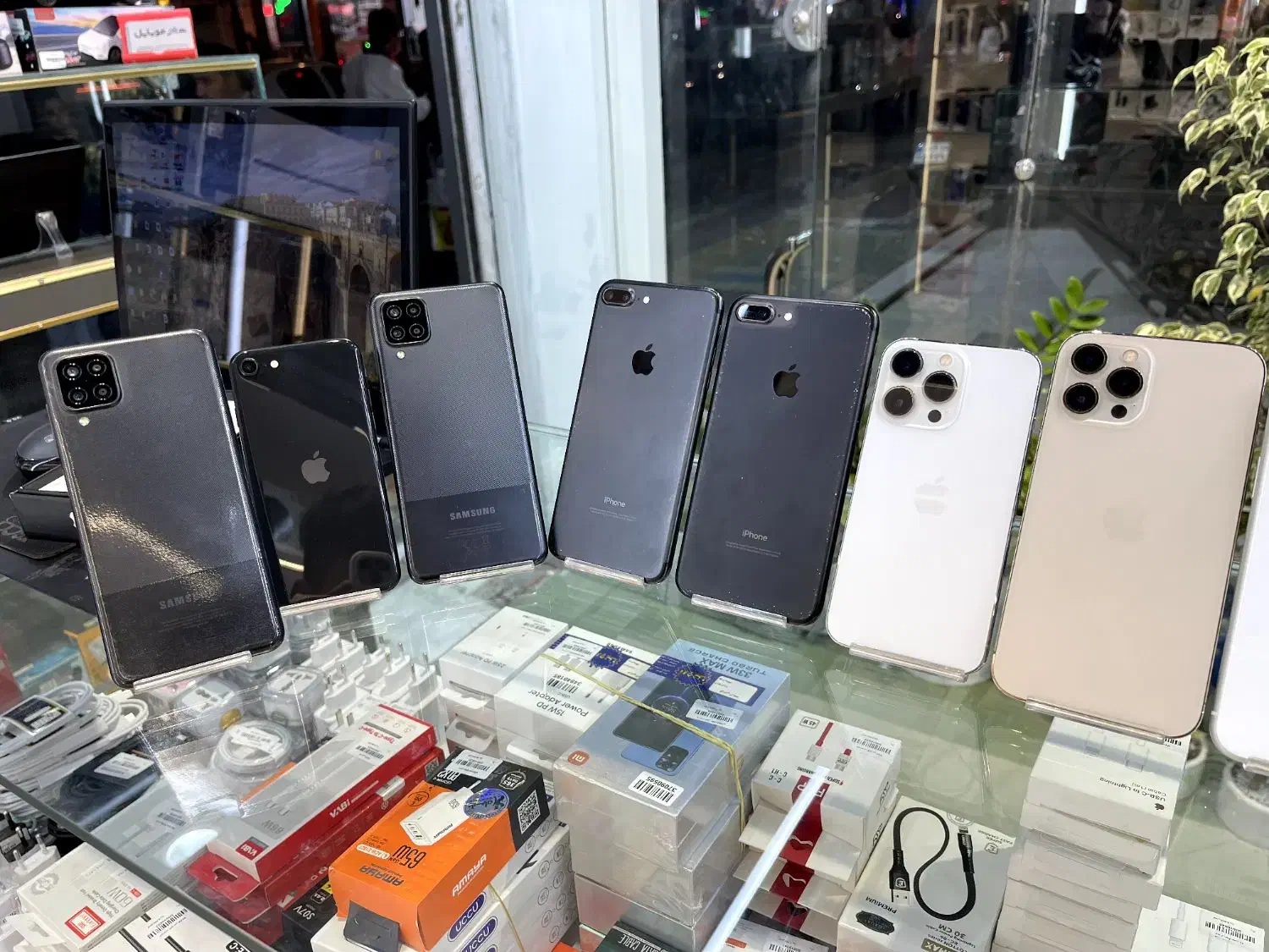 گوشی ip 16 128G Za باتری91%وگوشی های دیگه...|موبایل|بجنورد, |دیوار