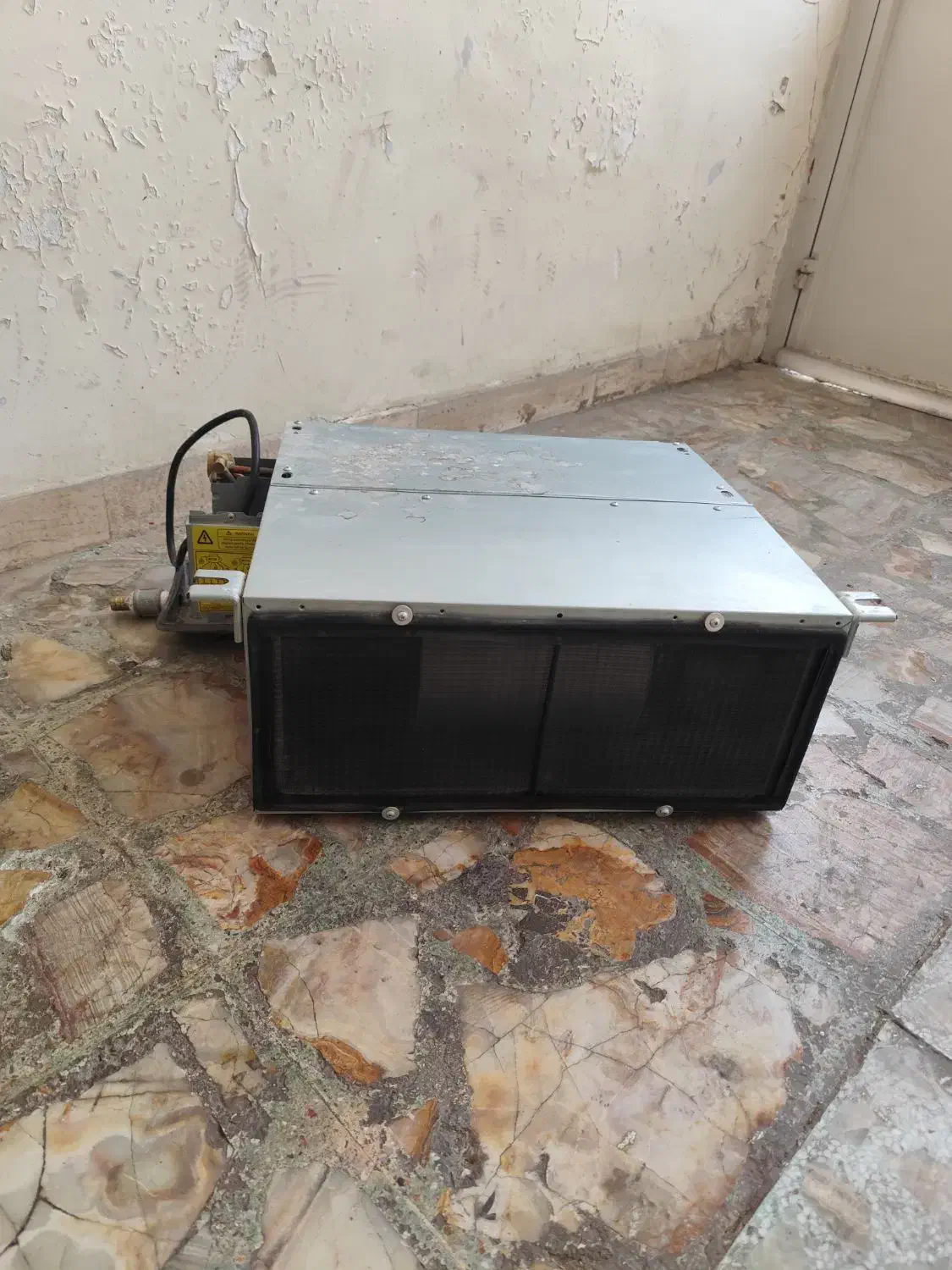 فن کوییل سقفی توکار|کولر گازی و فنکوئل|شیراز, فرگاز|دیوار