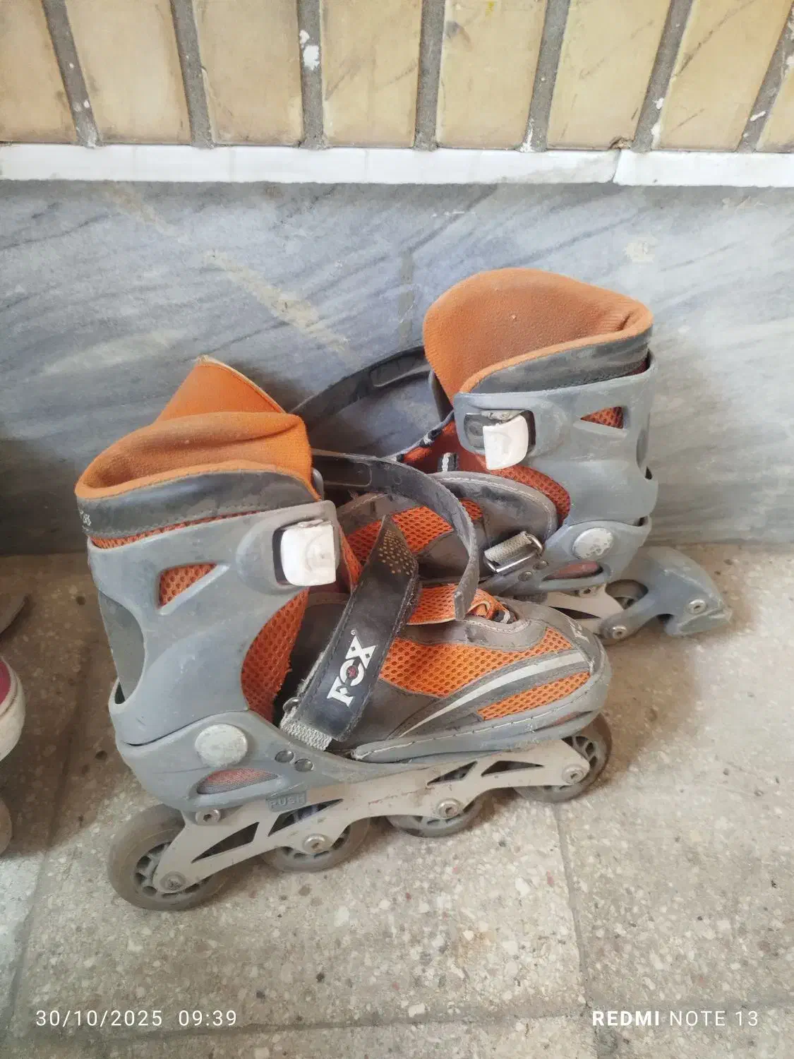 کفش اسکیت|دوچرخه، اسکیت، اسکوتر|کاشان, سیفی آباد|دیوار