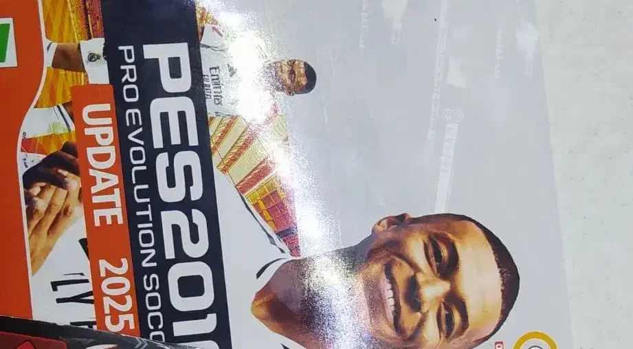 دسته بازی شوک دار به همراه pes2025|کنسول، بازی ویدئویی و آنلاین|شیراز, منطقه هوایی شهید دوران|دیوار