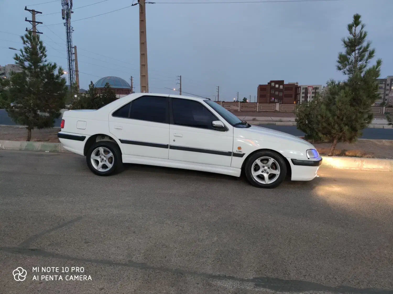 پژو پارس دوگانه مدل 93|خودرو سواری و وانت|پرند, فاز ۳|دیوار