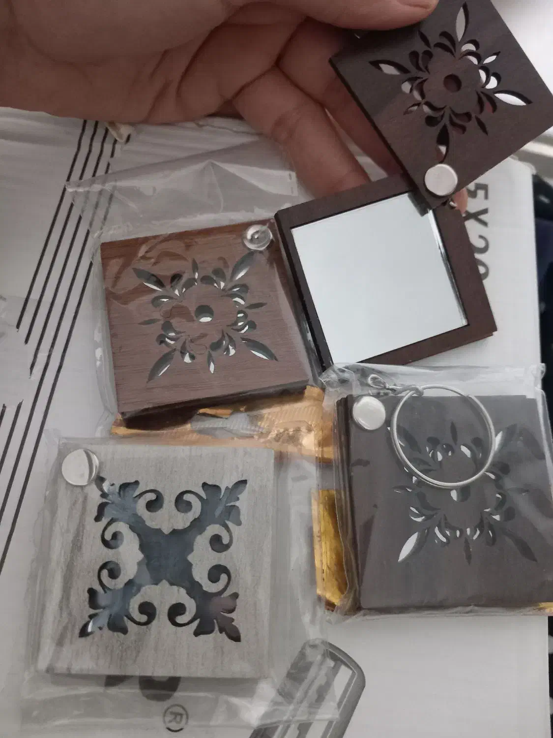 ست گردبندکرومی ولبوبووغیره|بدلیجات|رامیان, |دیوار