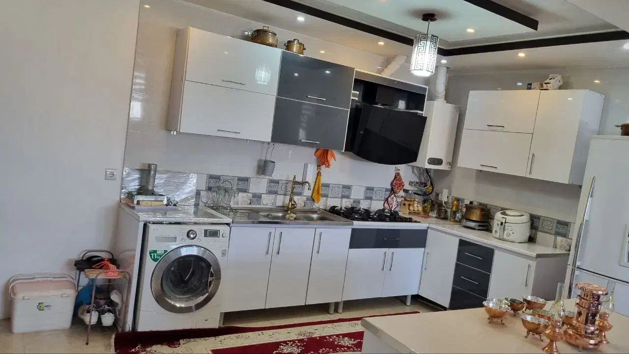 به یک نفر خانم جهت نظافت منزل نیازمندم|خدمات نظافت|فولادشهر, A6|دیوار