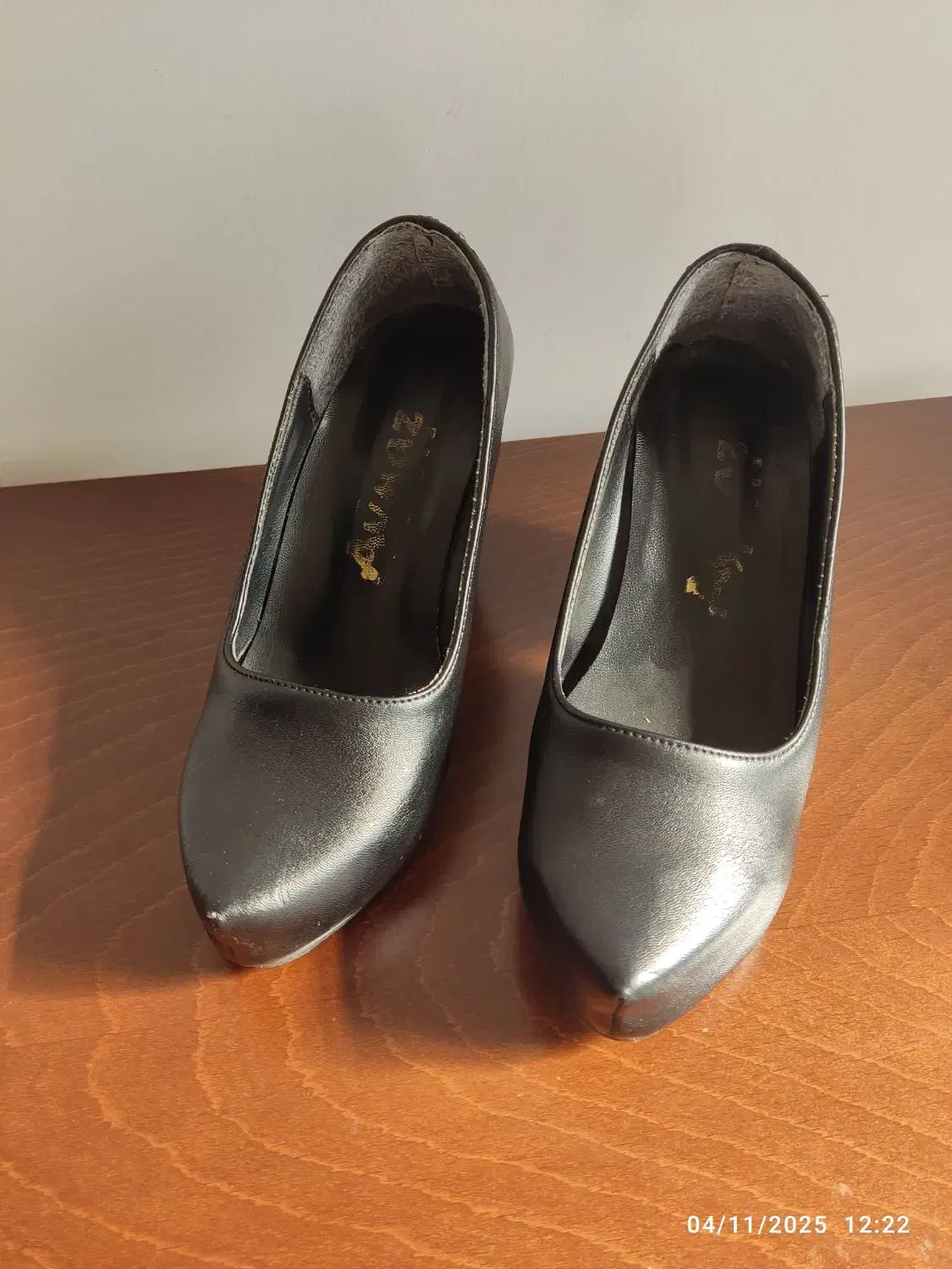 کفش قیمت مناسب|کیف، کفش، کمربند|گنبد کاووس, |دیوار