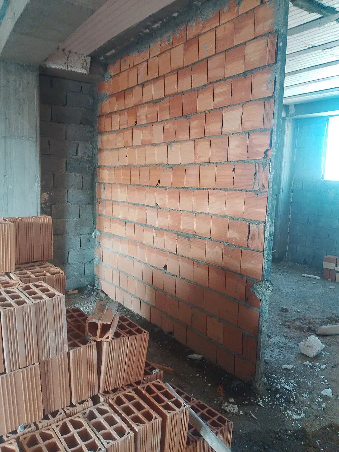 اجرای تمام کارهای ساختمانی از کرسی چینی تا گچ|خدمات پیشه و مهارت|آشخانه, |دیوار