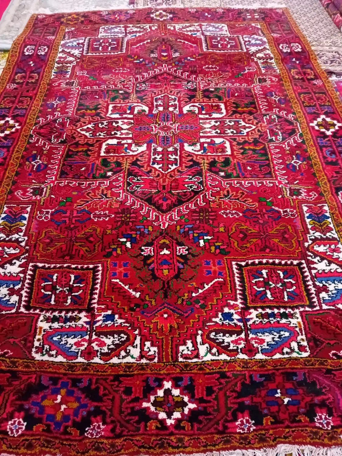 یک عدد فرش نو ۹متری تازه از دار افتاده بیلوردی|فرش|خواجه, |دیوار