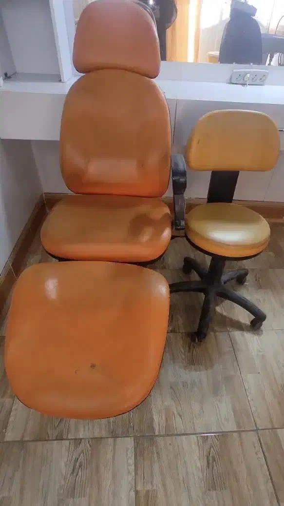 صندلی آرایشگری|مبلمان خانگی و میز عسلی|خمین, |دیوار