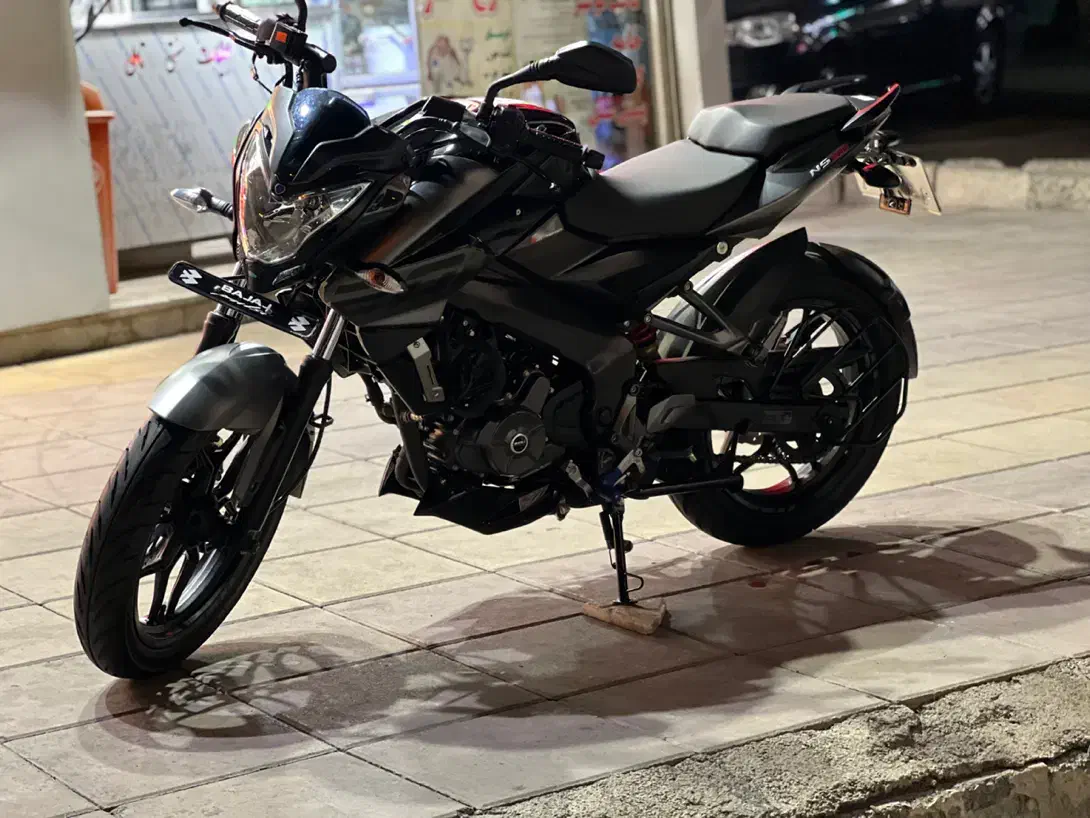 ns 200 خشک|موتورسیکلت|کرج, گلشهر|دیوار