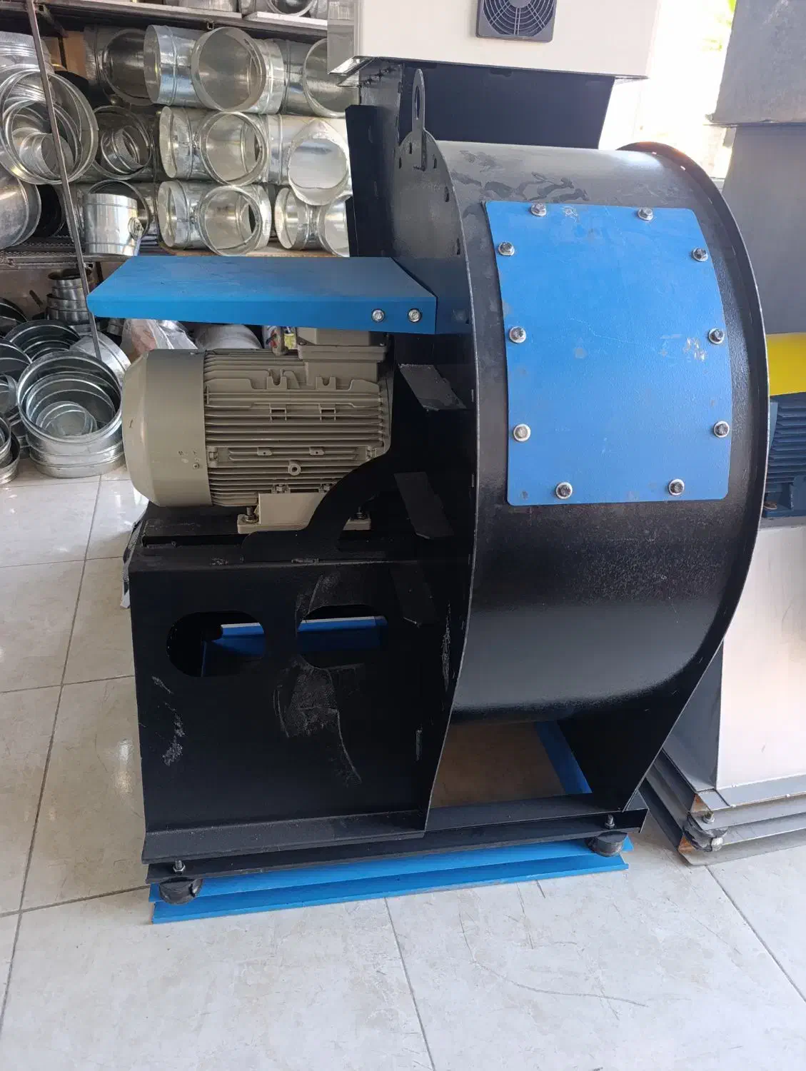 سانتریفیوژ 10اسب نو زیر قیمت|ماشین‌آلات صنعتی|شیراز, شهرک صنعتی|دیوار