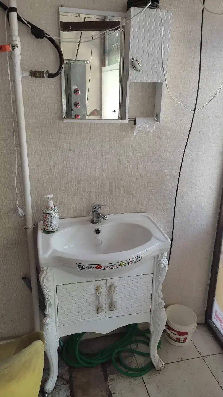 روشویی|لوازم سرویس بهداشتی|خمین, |دیوار