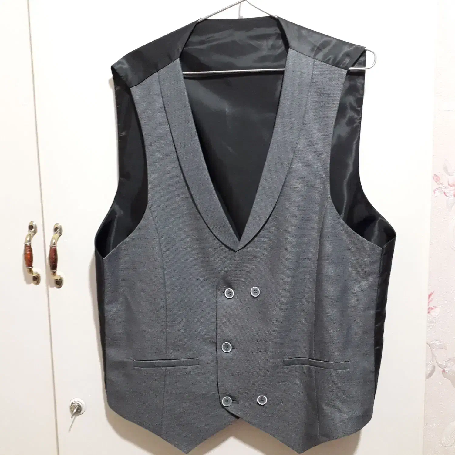 کت وشلوارمردانه|لباس|ری, دیلمان|دیوار