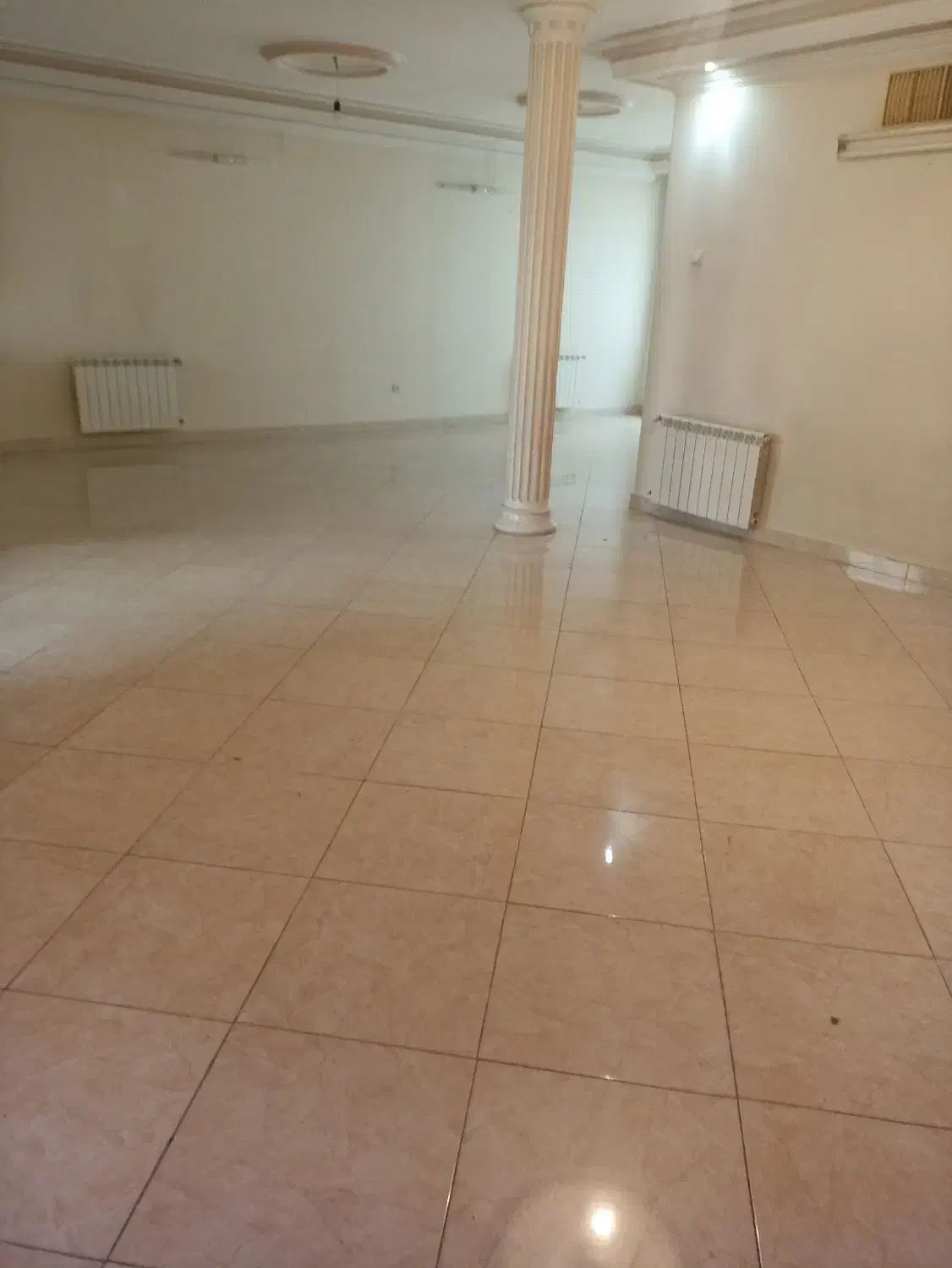 140 متر آپارتمان طبقه اول ویلایی علامه امینی شمالی