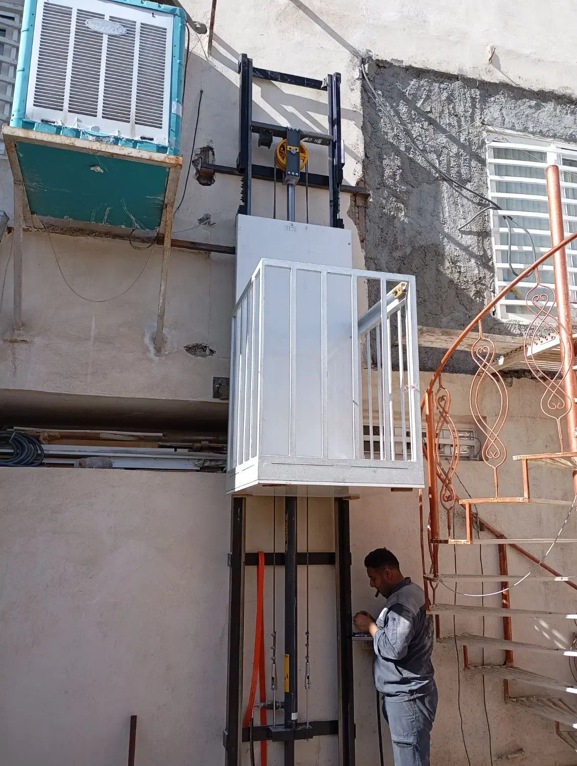 نصب و تعمیر آسانسور و بالابر های خانگی و مغازه|خدمات پیشه و مهارت|کرمان, |دیوار